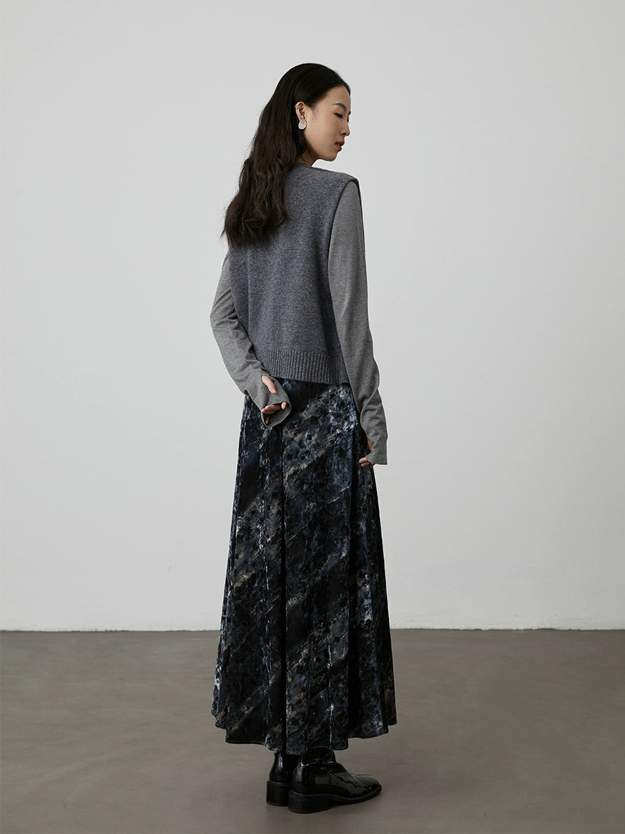 [Playa negra] Falda con textura de color contrastante de terciopelo azul niebla de CAREMIND Falda ajustada de cintura alta francesa con palabra A para mujer 