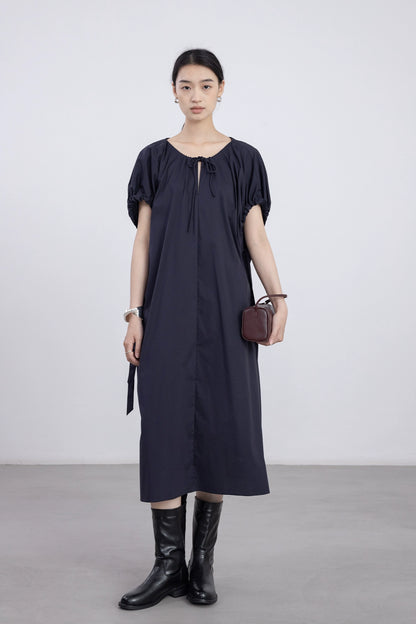 [Oferta especial por tiempo limitado] Vestido de diseño industrial pesado azul marino de alta gama CAREMIND, vestido de encaje sin mangas, mediano y largo 