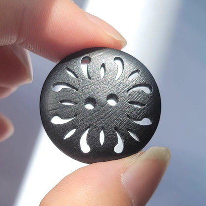 3418★  Natural wood buttons Hollow wood buttons Clothes hats Shoes Pants tops Decorative coats Sweater buttons