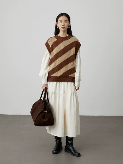 [St. Petersburg] CAREMIND beige and elegant long-sleeved dress with wooden ear edge v-neck autumn and winter versatile long dress