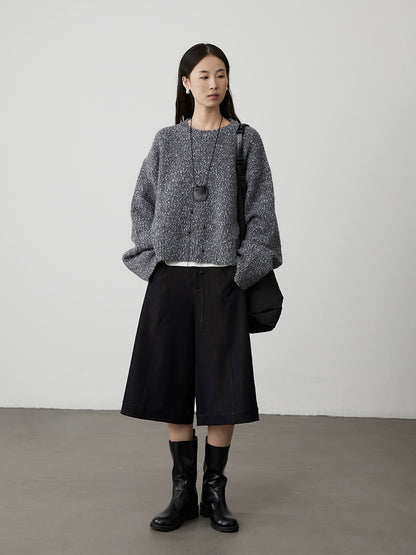 [Winter Movie] CAREMIND plain and elegant blue color point lazy wind sweater crew neck pullover knitted sweater top women
