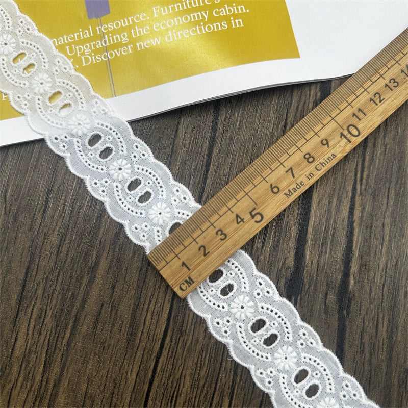 3799 Exquisito lazo de algodón blanco bordado para llevar, encaje artesanal, decoración de borde de falda de ropa Lolita