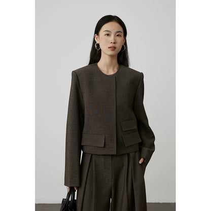 [Limpio y recto] Chaqueta pequeña de manga larga corta para mujer con traje pequeño sin cuello y hombros delanteros de CAREMIND 