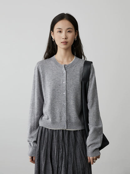 [Sea Salt Mocha] Chaqueta tipo cárdigan de punto de lana CAREMIND, cuello redondo, temperamento, top fino falso de dos piezas 