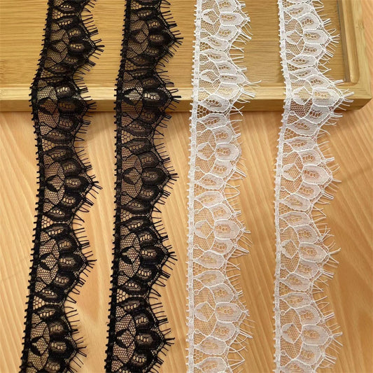 3752 Pestañas blancas y negras de 3 metros de largo, tela de encaje fino, accesorios de encaje decorativos para ropa hechos a mano.