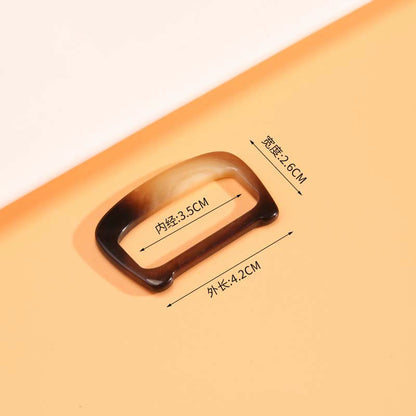 3273★  Resin horns, horns, Japanese buttons, women's coats, trench coats, belts, three-gear mouth buttons, buttons, decorative clothes buttons