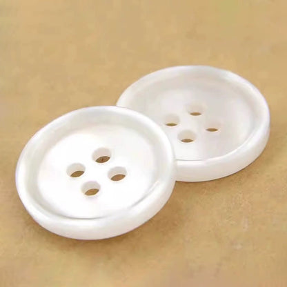 3359★  Hospital nurse buttons white coat buttons white pearlescent four-eye thin-edge shirt buttons sweater buttons tooling buttons