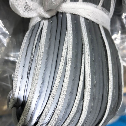 3841 Spot 1cm de alto brillo reflectante sub-master cinturón correa accesorios uniforme escolar uniforme de ingeniería luminoso incrustado cuerda de tubería tira de brotes