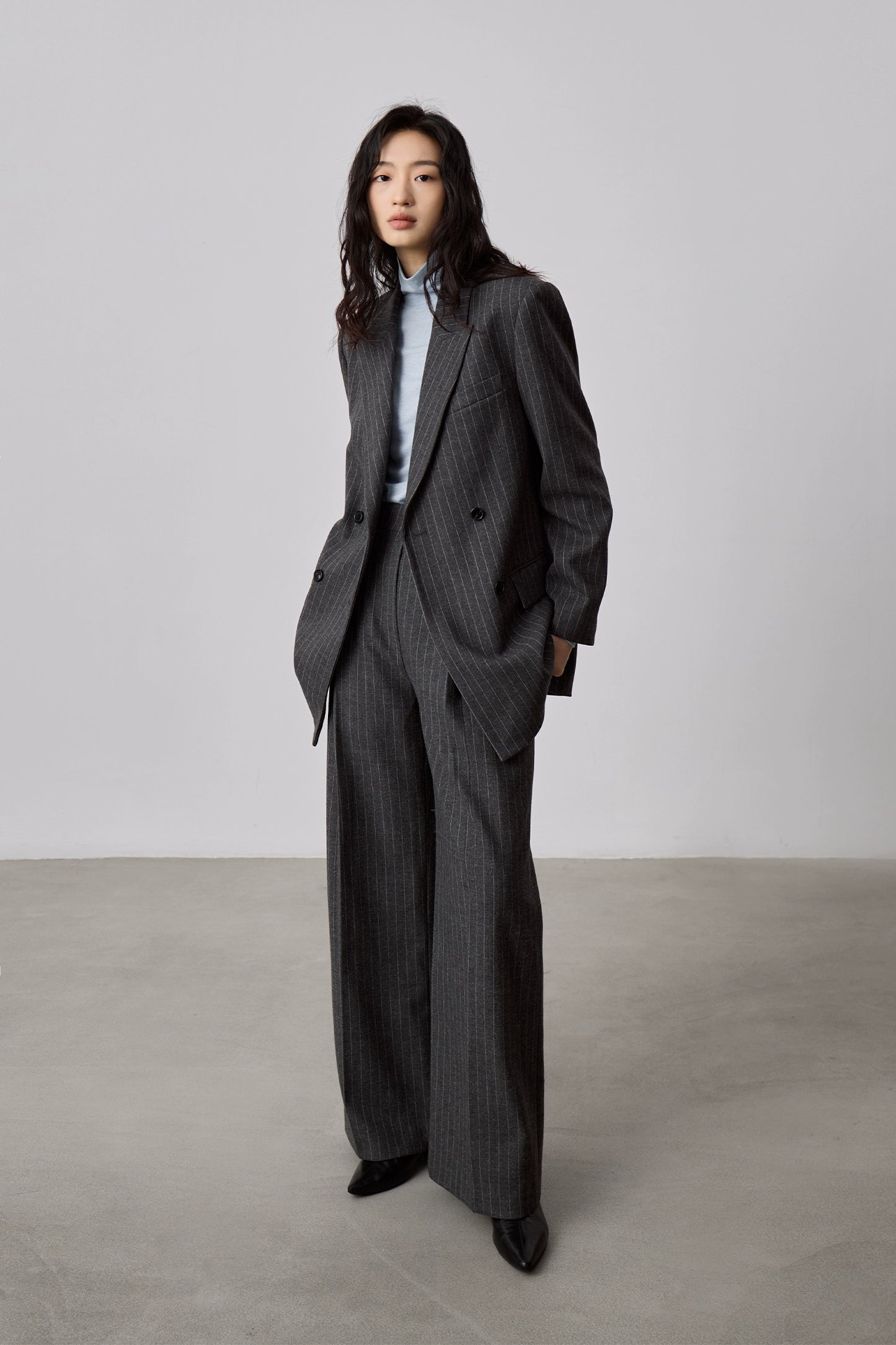 [Oferta especial por tiempo limitado] Blazer de rayas premium, pantalón de traje drapeado, para viajar con un conjunto completo de ropa 