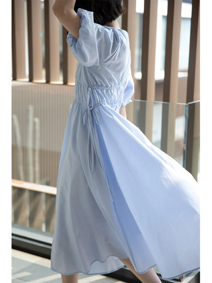 Exclusivo de CAREMIND, vestido de verano para mujer con escote en V, tirantes finos y mangas abullonadas en color azul hada 