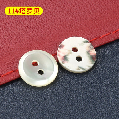 3364★  High-end shell button-up men's and women's shirts, small button-up knitted sweaters, cardigans, round four-eye versatile white buttons