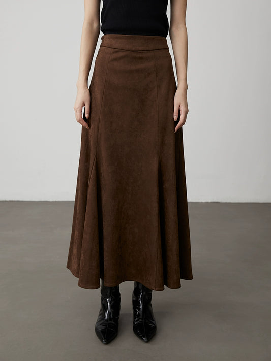 [Otoño Maillard] Falda ajustada con cola de pez y escote en A en gamuza color café de CAREMIND 