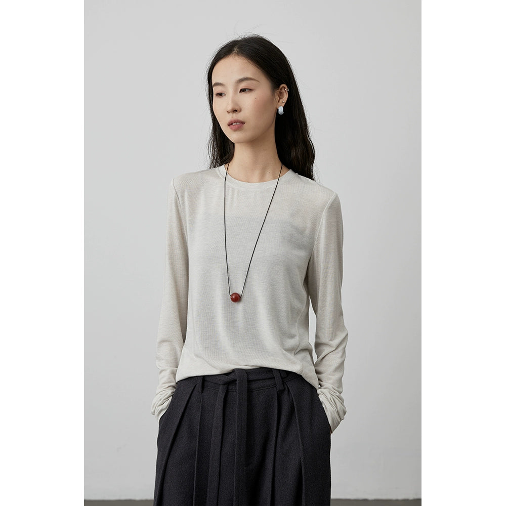[Monet Base] Camiseta básica de tencel con cuello redondo y manga larga interior con abertura en los extremos para mujer de CAREMIND 