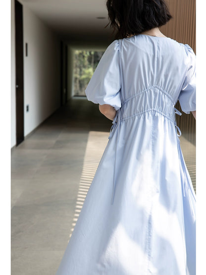 Exclusivo de CAREMIND, vestido de verano para mujer con escote en V, tirantes finos y mangas abullonadas en color azul hada 