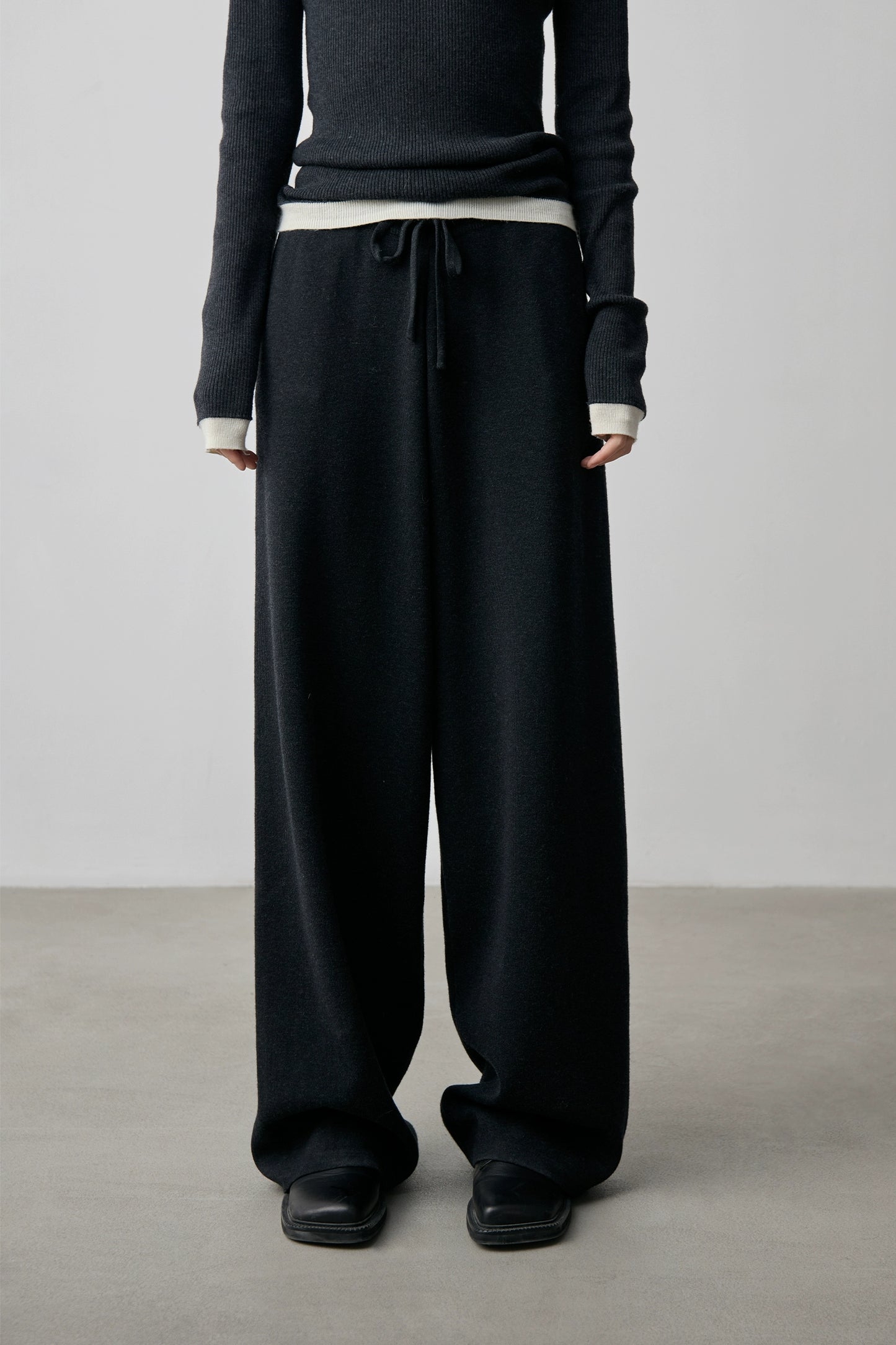 Pantalones deportivos informales de pierna ancha con cordón ajustable, de color liso, con tejido de pelo súper ajustado de CAREMIND 