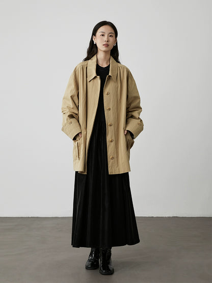 [Gabardina ecuestre] Gabardina de textura microplisada de planchado gratuito premium CAREMIND, abrigo de talla media y larga para primavera y otoño 