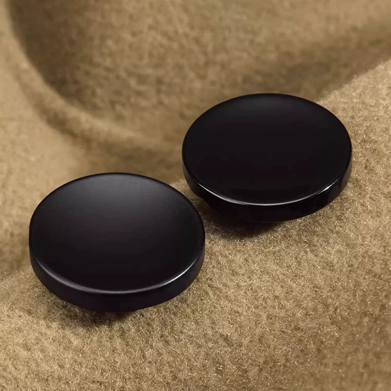 3454★ Botones redondos negros de alta gama para abrigo de cachemira, suéter, chaqueta de lana, ropa de mujer versátil, botones decorativos de resina