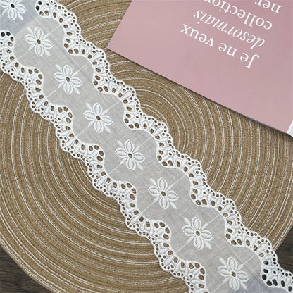 3792 Exquisita y asequible falda bordada de algodón blanco, encaje, cortinas hechas a mano, accesorios de ropa, materiales de costura.