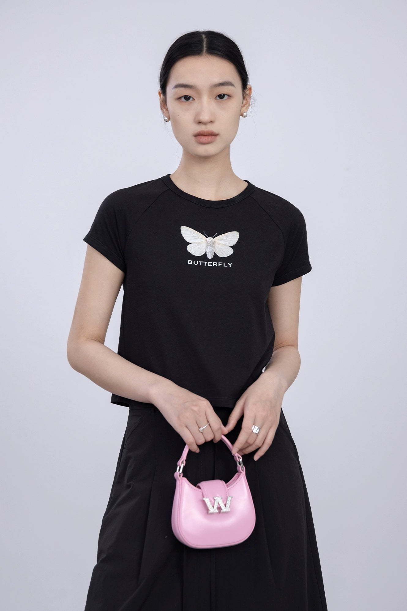 [Oferta especial por tiempo limitado] CAREMIND Camiseta ajustada de cuello redondo de manga corta para mujer, en blanco y negro, sencilla, transpirable, corta para mujer 