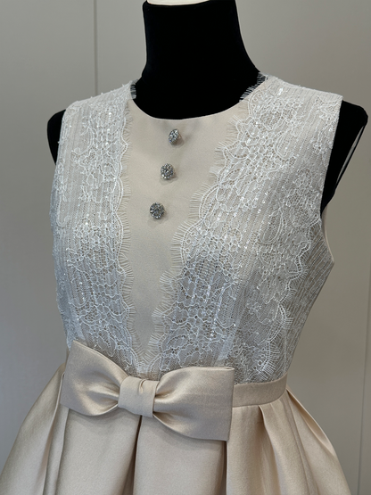 8022★  Gentle daughter style noble French romantic dress women's lace splicing high waist and thin princess dress