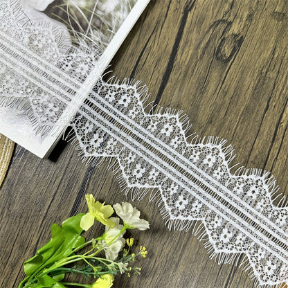 3739 Ropa de alta calidad en blanco y negro, accesorios para vestidos de novia, tela de encaje hueco, ropa interior, encaje de pestañas unilateral