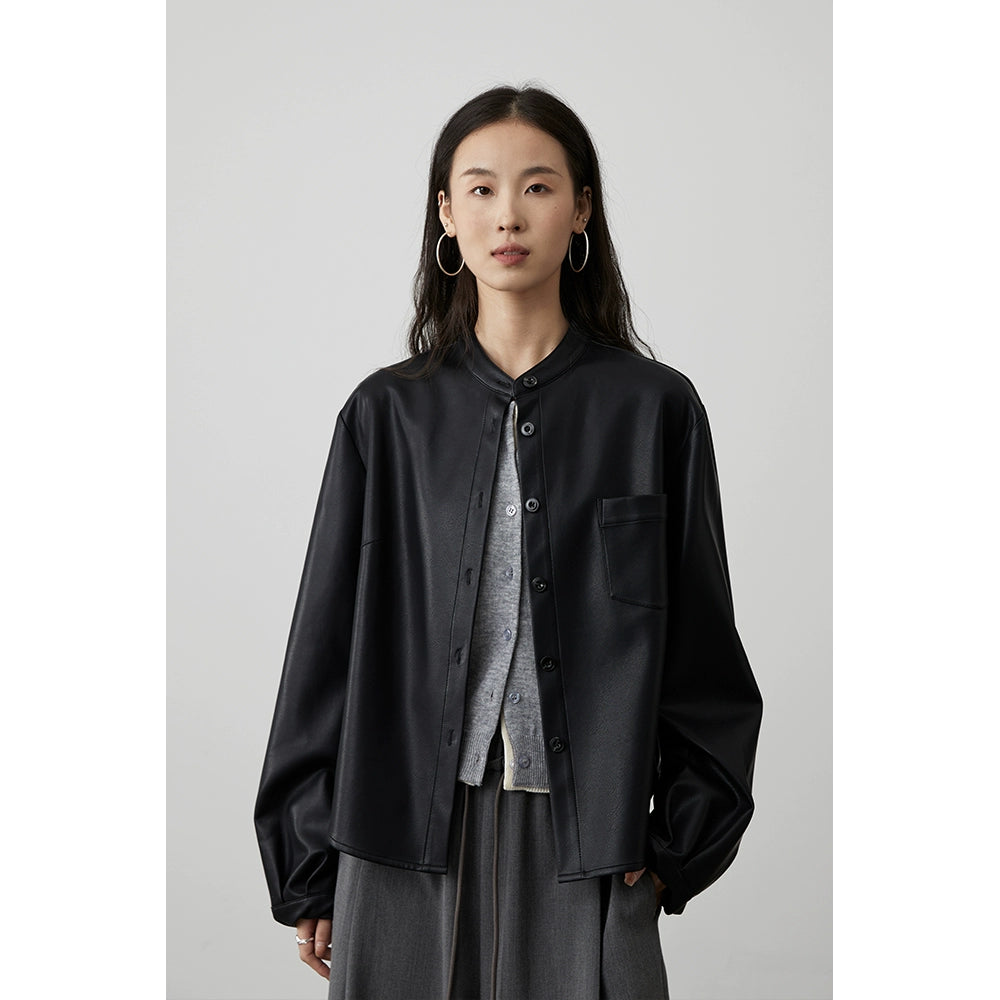 [Camisa de cerámica negra] Chaqueta de cuero negra de moda para viajeros CAREMIND, chaqueta retro corta con cuello alto pequeño 