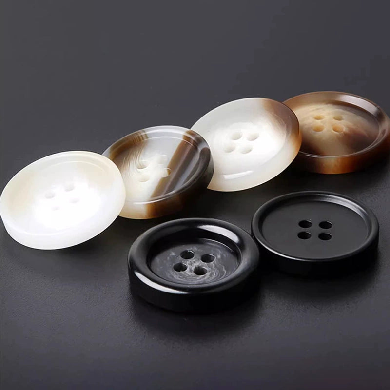 3450★ Accesorios de ropa versátiles Botón de abrigo de resina redondo Botón superior de chaqueta de gabardina Botones de traje negro para hombres y mujeres