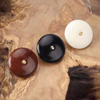 3317★ Botones redondos de alta gama Gabardina de ropa grande versátil Botón de fruta Suéter de bebé Botones pequeños negros