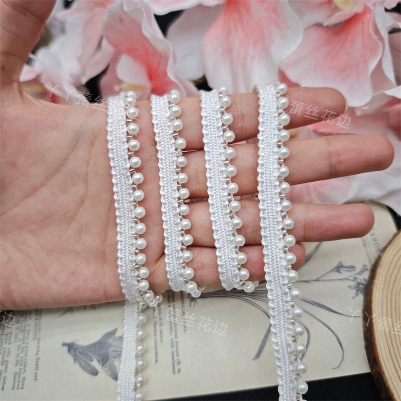 3704 Cheongsam Hanfu de estilo chino con encaje de perlas de imitación enhebrado a mano en blanco, accesorios decorativos para sombreros y escotes.