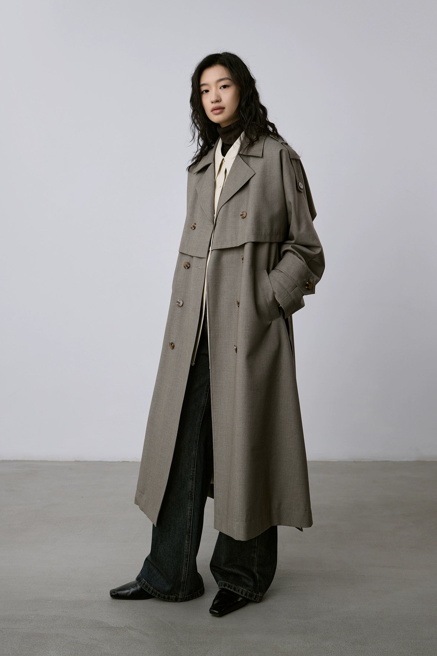 [Oferta especial por tiempo limitado] Gabardina verde mediana y larga, abrigo clásico de solapa cruzada, el abrigo de estilo británico es popular este año 
