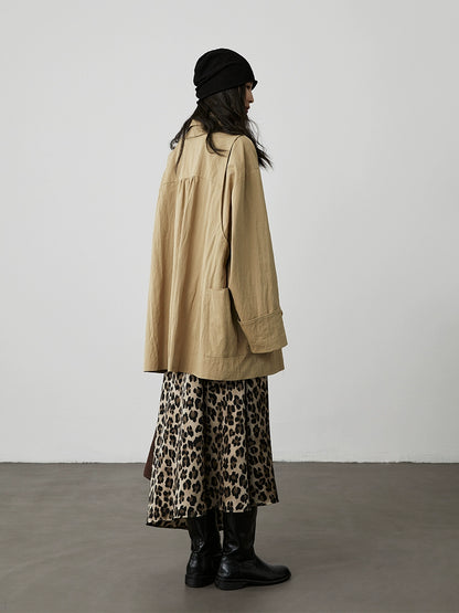 [Gabardina ecuestre] Gabardina de textura microplisada de planchado gratuito premium CAREMIND, abrigo de talla media y larga para primavera y otoño 