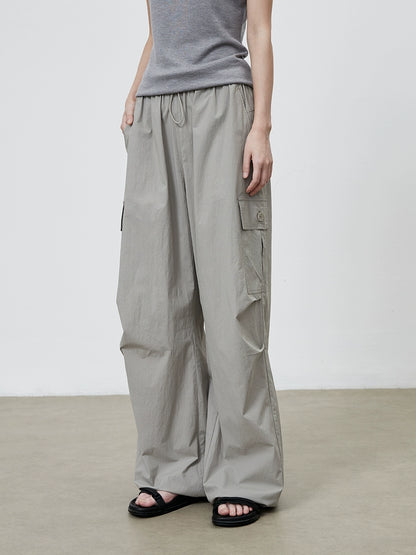 [Mono de montaña] Pantalones de pierna ancha de herramientas grises CAREMIND, pantalones de paracaidista finos y rectos de secado rápido para mujer 