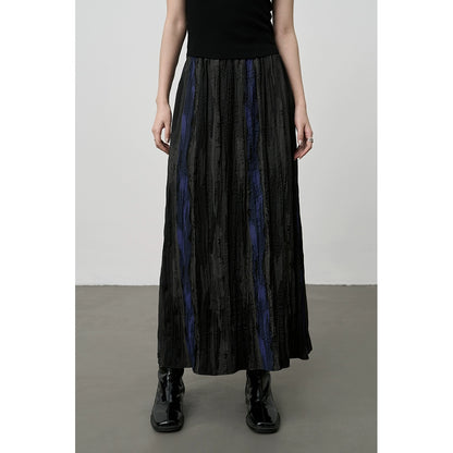 [Esmalte azul] Falda de contraste a rayas con temperamento artístico de CAREMIND, falda larga con pliegues y cintura alta de otoño 