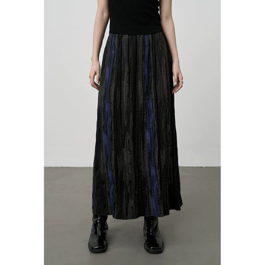 [Esmalte azul] Falda de contraste a rayas con temperamento artístico de CAREMIND, falda larga con pliegues y cintura alta de otoño 