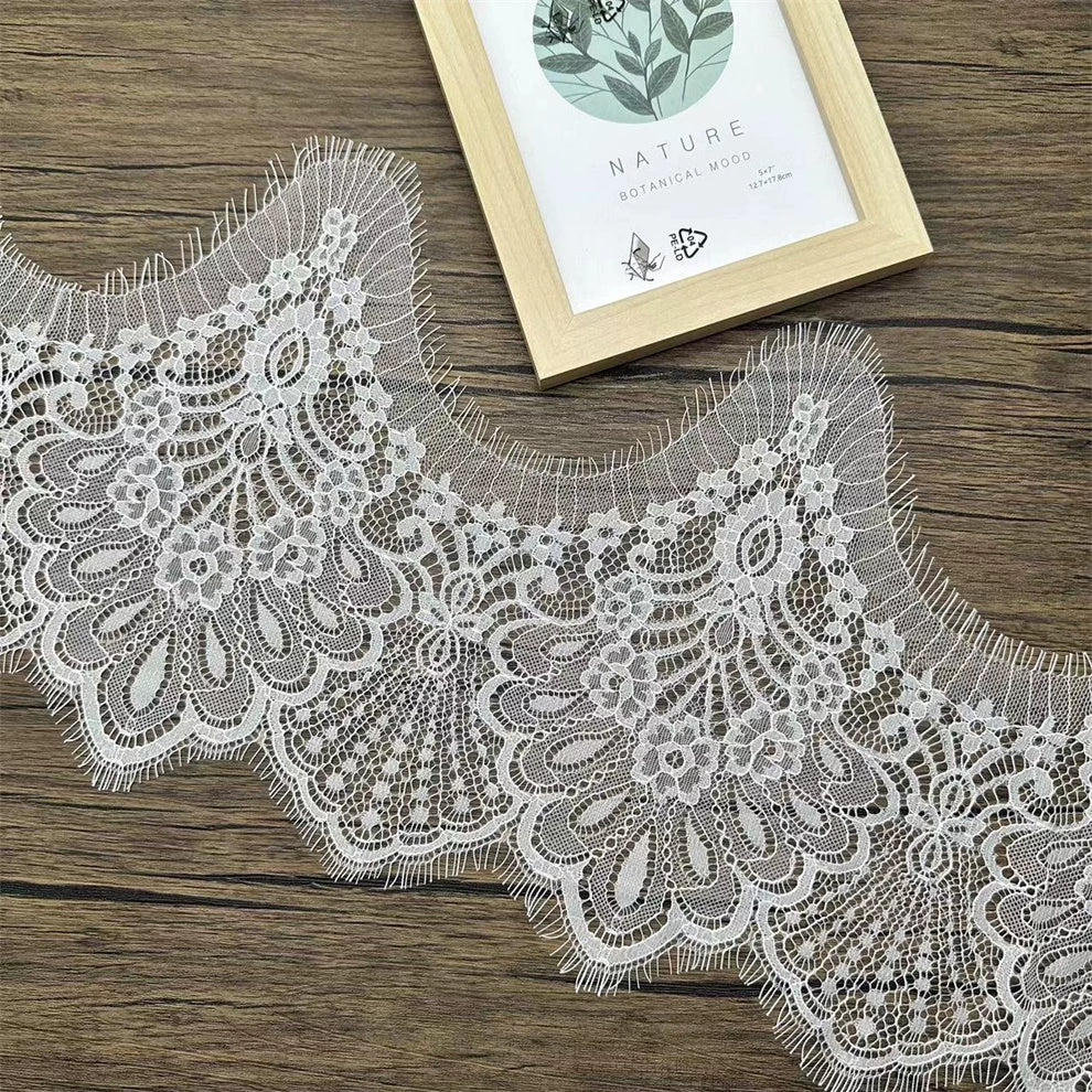 3761 ancho 28 cm 3 metros largo suave malla pestañas barba encaje DIY velo de novia encaje decorativo accesorios de ropa