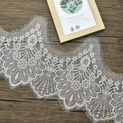 3761 ancho 28 cm 3 metros largo suave malla pestañas barba encaje DIY velo de novia encaje decorativo accesorios de ropa