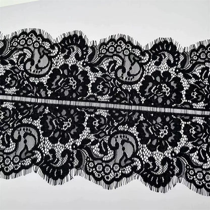 3755 Precio de tres metros, línea de hueso que contiene algodón de alta calidad, tela de encaje de pestañas, blanco y negro, tela de empalme de ropa bilateral