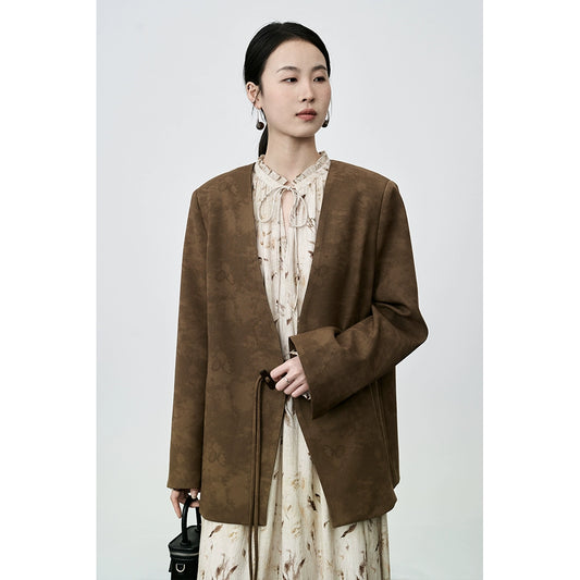 Nueva chaqueta de jacquard retro china de CAREMIND Maillard, sin cuello, con botones y temperamento