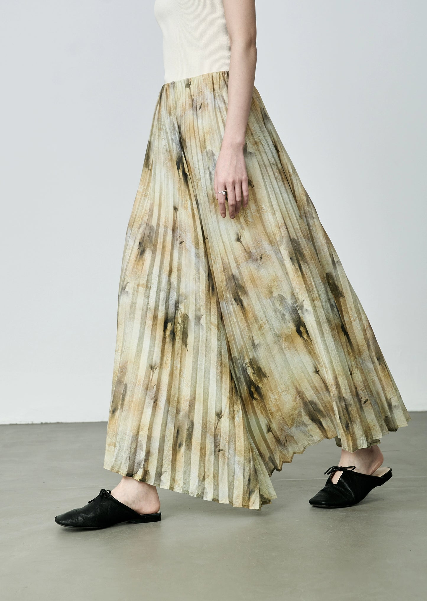 Falda de pintura al óleo de género artístico CAREMIND, falda irregular, diseño de nicho, falda plisada 