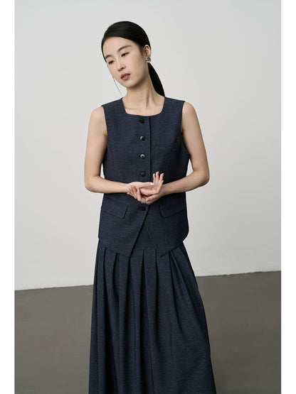 Conjunto de dos piezas de falda plisada fina y cintura alta con chaleco sin mangas de lujo francés ligero de CAREMIND 