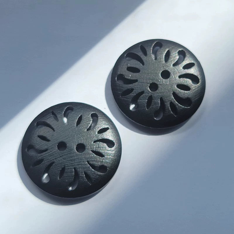 3418★  Natural wood buttons Hollow wood buttons Clothes hats Shoes Pants tops Decorative coats Sweater buttons