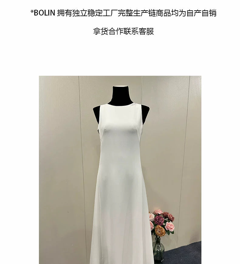 8017★  New simple commuter sleeveless high waist long dress slim round neck slim dress backless small black dress