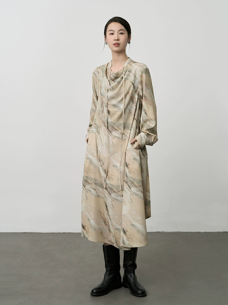 CAREMIND Nouvelle robe à manches longues et à lacets, motif peinture à l'encre de Chine, mi-longue et douce pour la peau, col pivotant