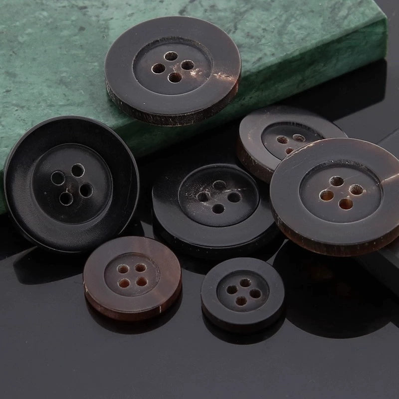3417★  Real horn buttons clothes decorative buttons men and women trench coat coat sweater jacket top suit pants four-eye buttons