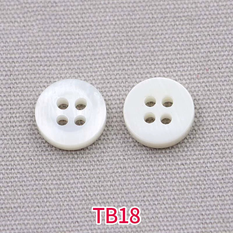 3366★  Natural shell buttons White shirt buttons High-end men's and women's knitted sweaters Cardigan shirts Round shell buttons Small