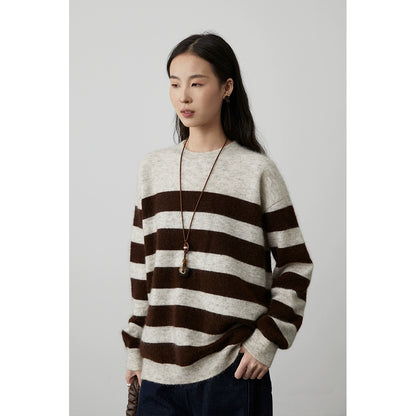 [Cuarteto] Suéter de punto suave y encerado con rayas en contraste de color gris café y mohair de CAREMIND 