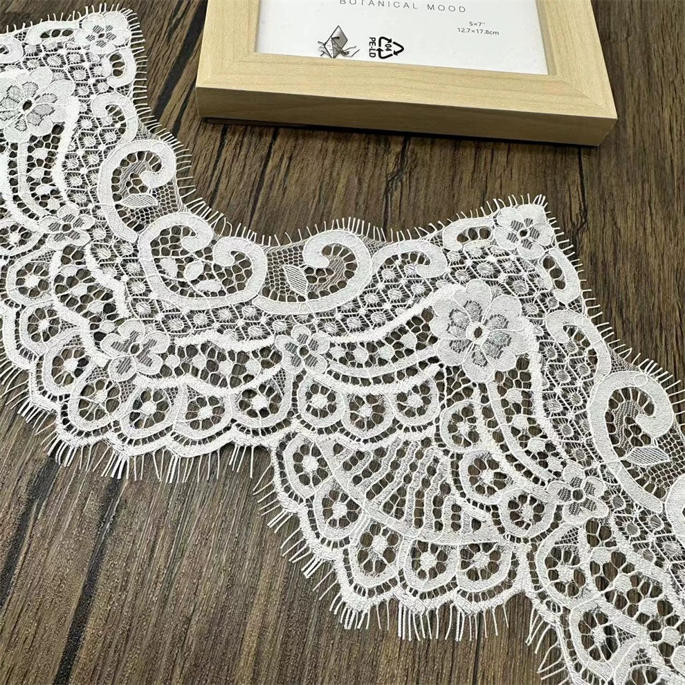 3750 Accessoires exquis en dentelle de cils, bord en dentelle de cils ondulé épaissi, vêtements en voile faits à la main largeur 17 cm