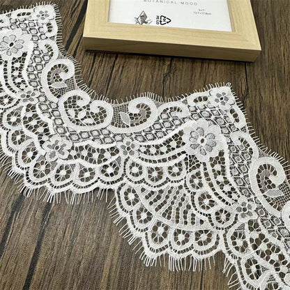 3750 Accessoires exquis en dentelle de cils, bord en dentelle de cils ondulé épaissi, vêtements en voile faits à la main largeur 17 cm