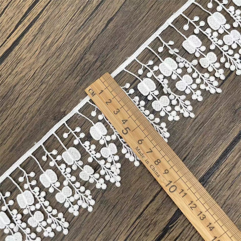 3672 Exquisito encaje DIY ropa cortinas accesorios textiles para el hogar encaje con flecos de seda de leche bordado soluble en agua