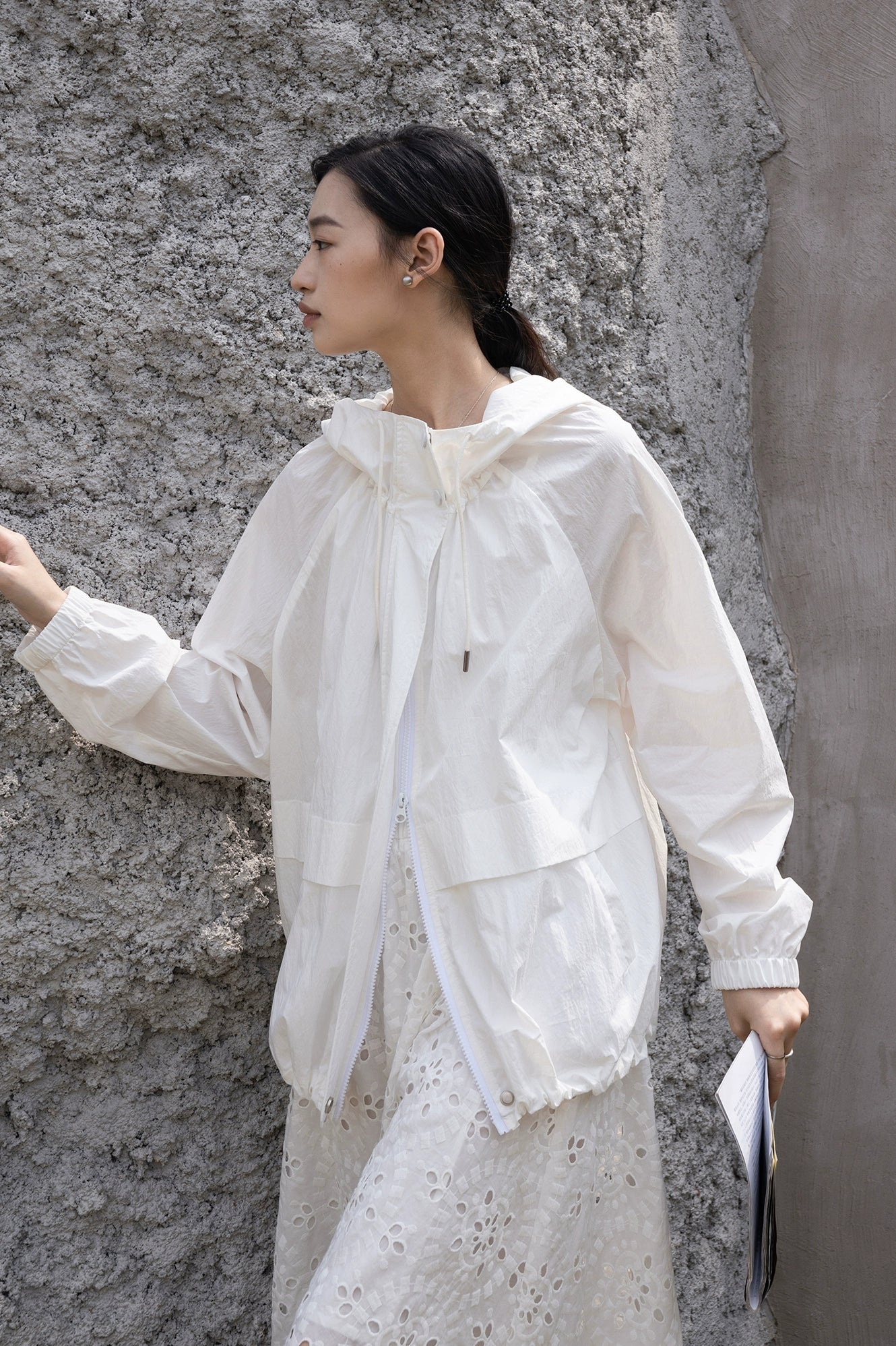 [Oferta por tiempo limitado] Chaqueta con capucha y cordón suelto CAREMIND, nueva chaqueta informal holgada de manga larga para mujer 